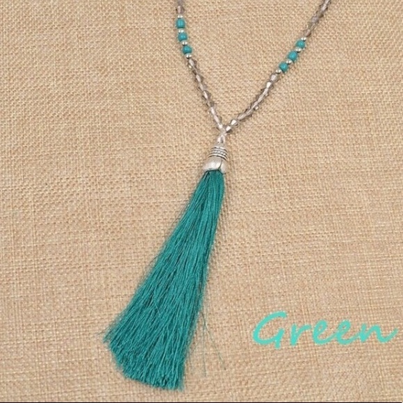 🆕Turquoise bohemian style crystal tassel necklace - Picture 5 of 5